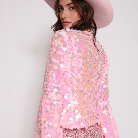 East n West set - Picture 4 of 8